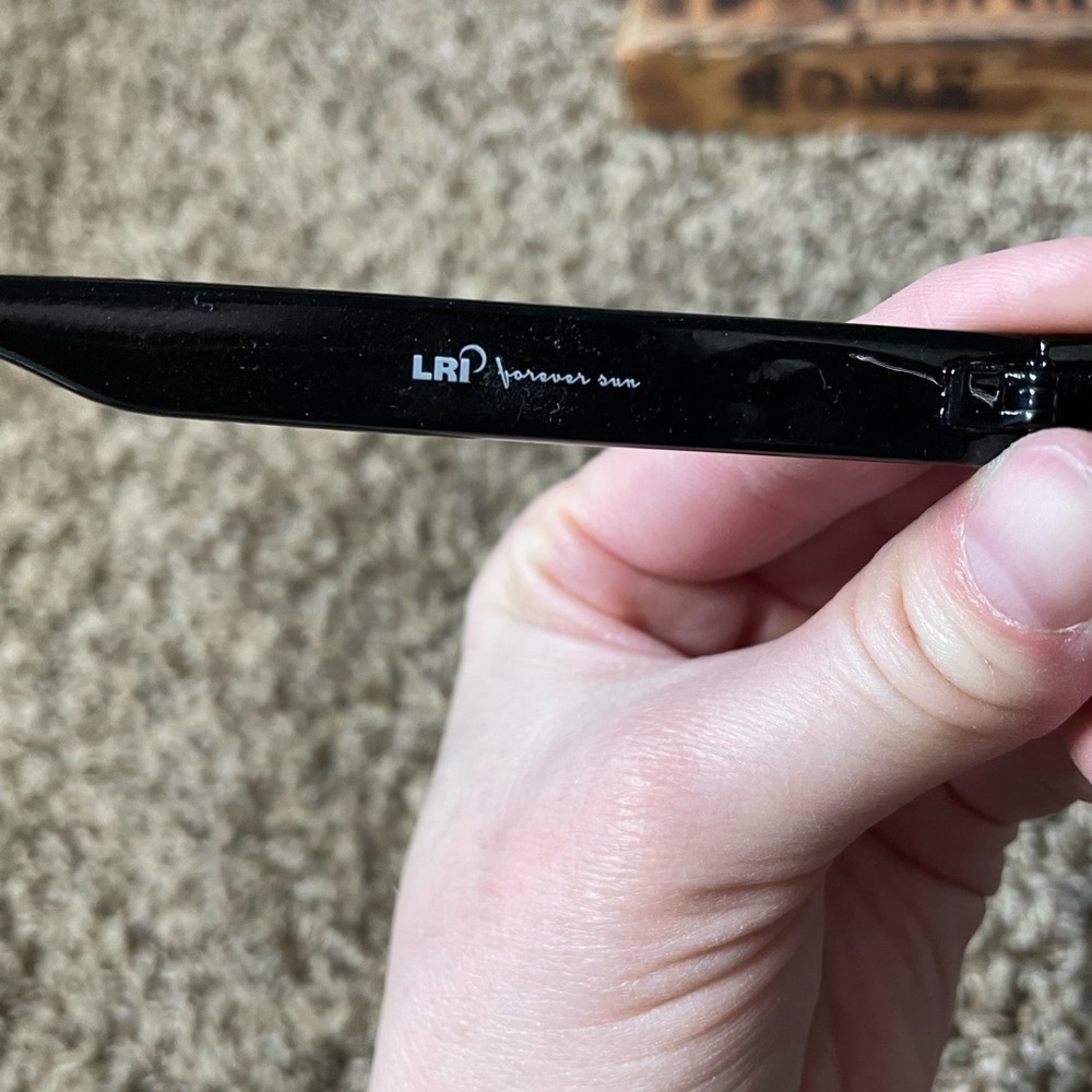 LRI Forever Sun black and gold oversized sunglasses - Picture 6 of 6